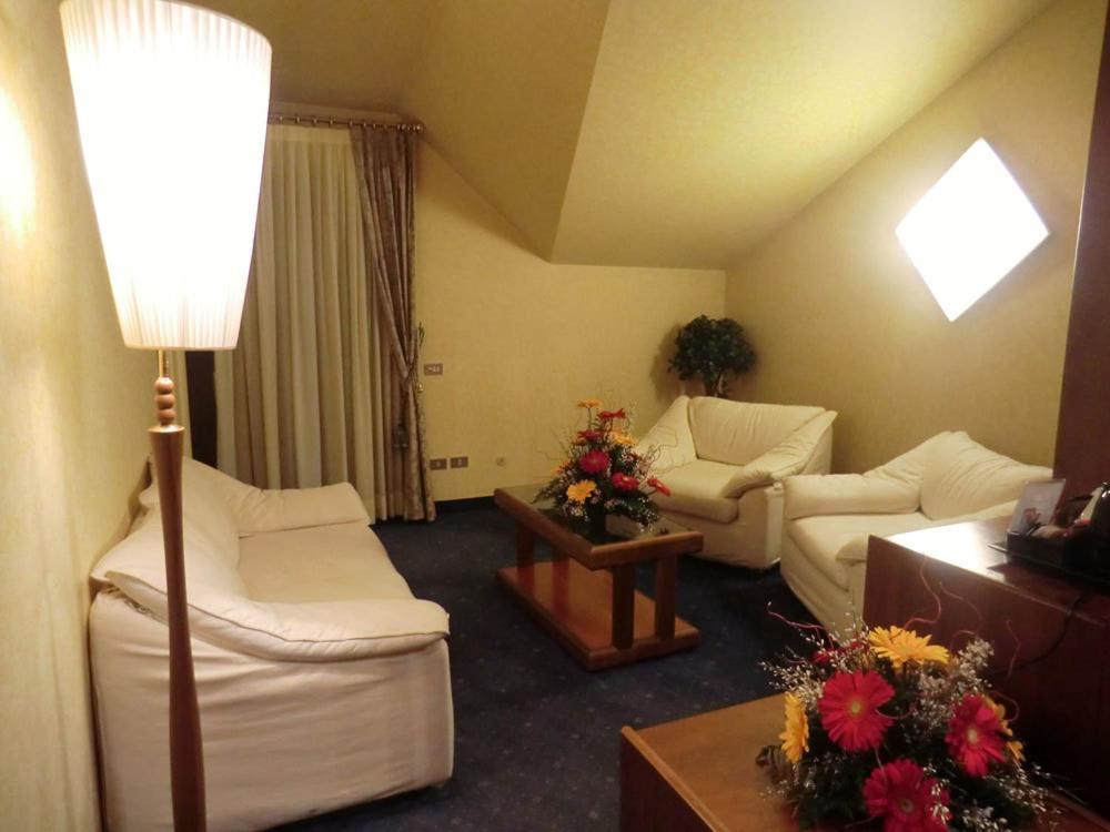 Hotel Bellavista Монтебеллуна Екстер'єр фото