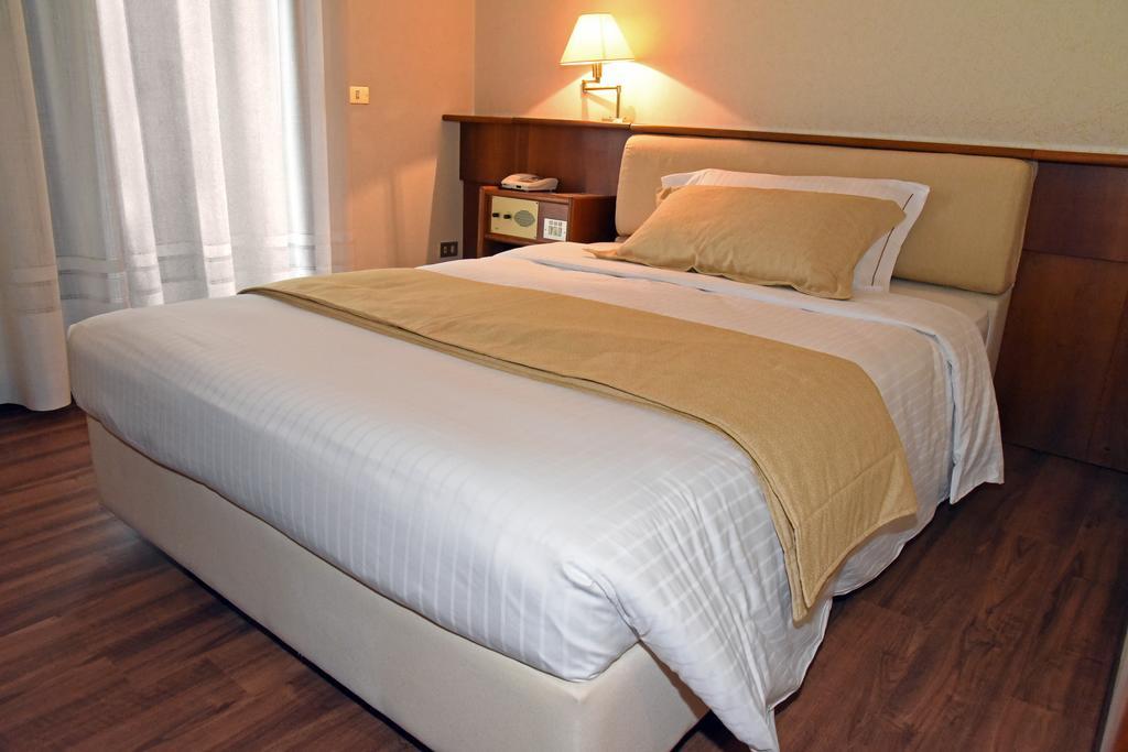 Hotel Bellavista Монтебеллуна Екстер'єр фото